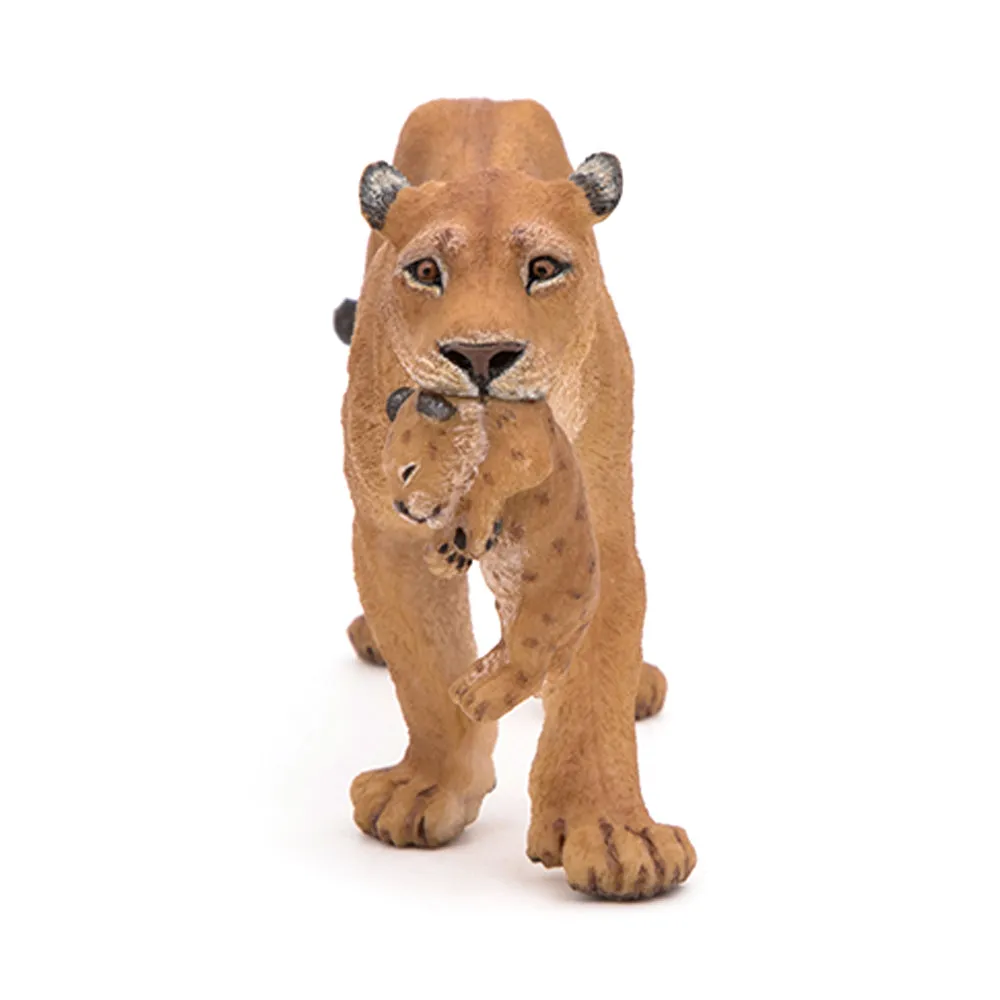 Papo Lioness with Cub