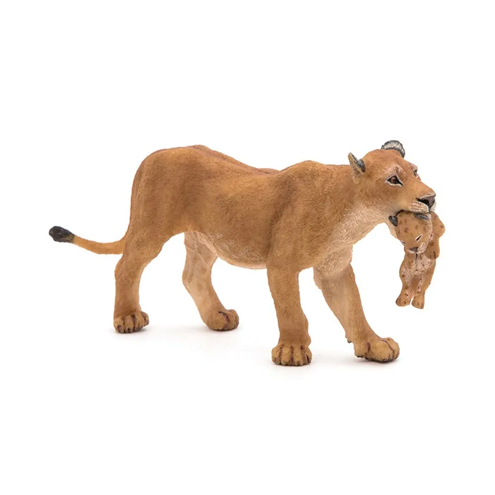 Papo Lioness with Cub